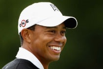 Tiger Woods: beneficenza con il poker